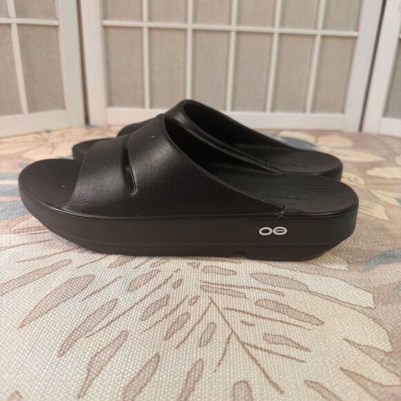 OOFOS OOahh Recovery Sandals Sport Slide On Black Women’s Size 7 - Picture 4 of 12